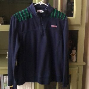 Vineyard Vines pullover sweater